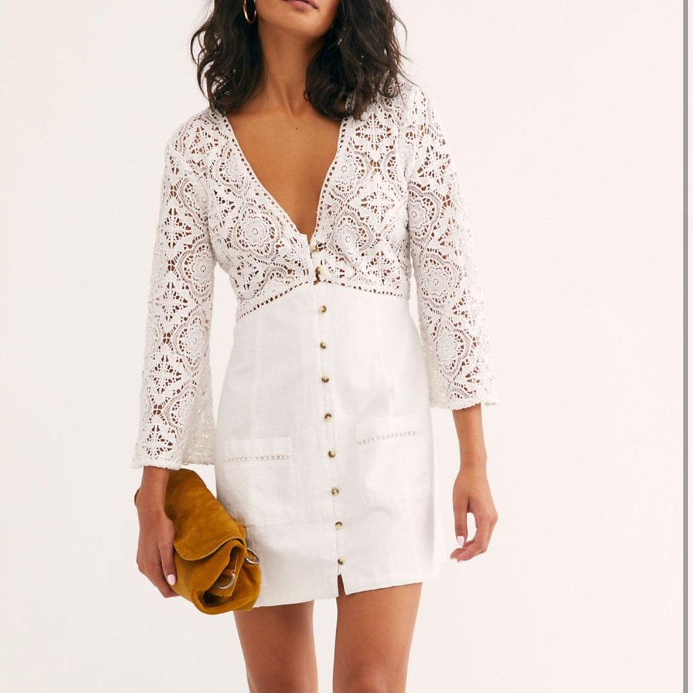 Free people linen and lace dress. Worn once. Super cute and flattering.